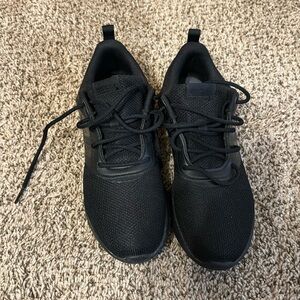 Adidas size 9 EUC cloud foam